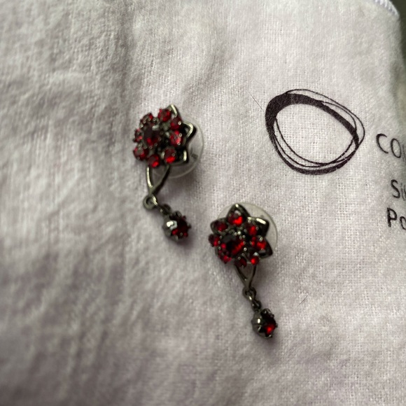 Garnet color necklace and earring set - Picture 5 of 7